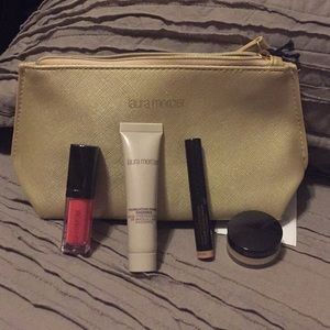 Laura Mercier sample size make up set